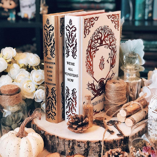 Rule of Wolves by Leigh Bardugo (Illumicrate Exclusive)